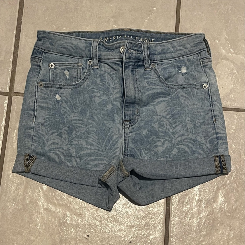 American Eagle Outfitters‎ Women’s Patterned Blue Jean Shorts Size 2